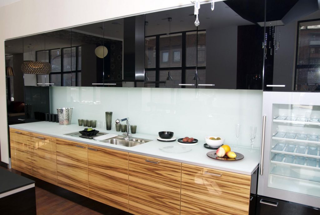 White Splashback